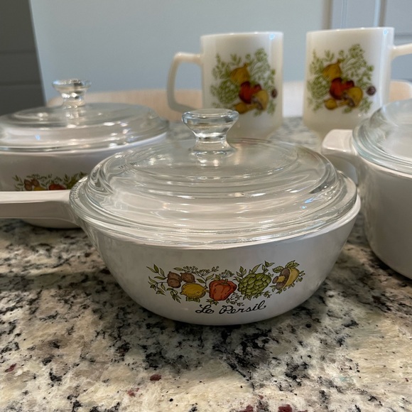 ***SOLD***Corning Ware “Spice O’ Life” Set - Picture 4 of 10